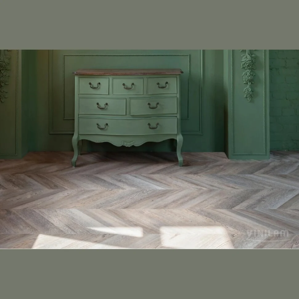 Виниловый ламинат VINILAM PARQUET CHEVRON Glue RI153616CL4 Шеврон Шампань (690х115х2.5мм)