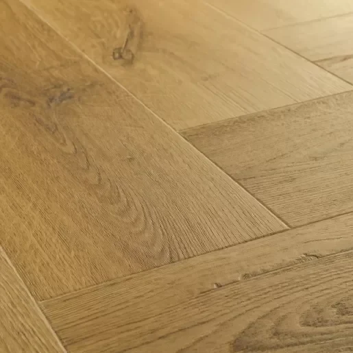 Жесткая ПВХ плитка QUICK-STEP ALPHA VINYL CIRO, ёлка, Эко карамельный AVHBU40364 (630х126х5+1мм)