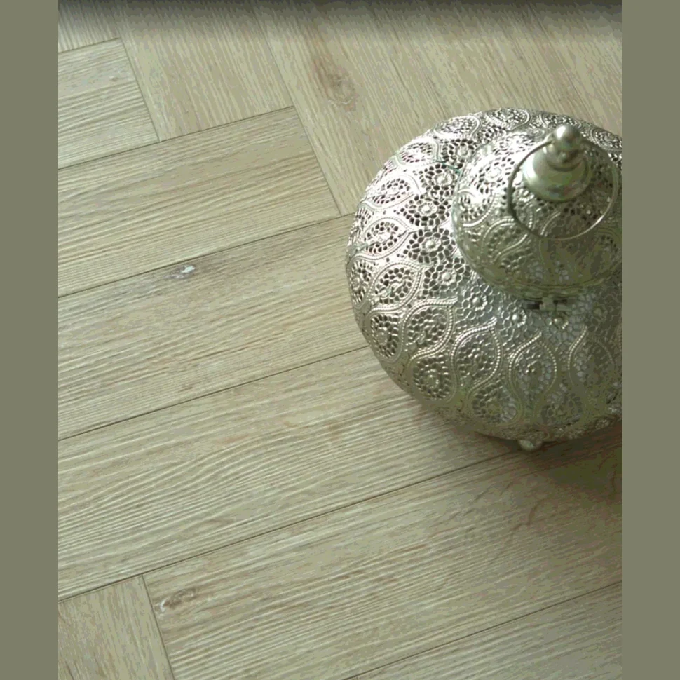 Каменный SPC ламинат RESPECT FLOOR Венгерская ёлка 2303 Дуб Натур Светлый 550х110х4 мм