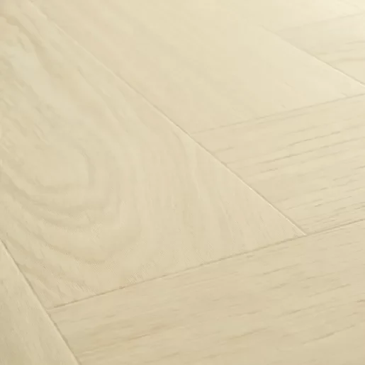 Жесткая ПВХ плитка QUICK-STEP ALPHA VINYL CIRO, ёлка, Дуб чистый полярный AVHBU40361 (630х126х5+1мм)