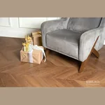 Виниловый ламинат VINILAM PARQUET CHEVRON Glue I1651102 Шеврон Плезир (690х115х2.5мм)