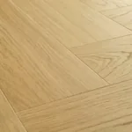 Жесткая ПВХ плитка QUICK-STEP ALPHA VINYL CIRO, ёлка, Дуб чистый медовый AVHBU40360 (630х126х5+1мм)