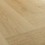 Жесткая ПВХ плитка QUICK-STEP ALPHA VINYL CIRO, ёлка, Эко беж AVHBU40362 (630х126х5+1мм)