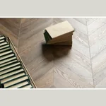 Виниловый ламинат VINILAM PARQUET CHEVRON 8,5 мм RI153610CL4 Шеврон Нормандия (1.58)