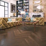 Кварцвиниловый ламинат Primavera Herringbone 3290 Дуб Орех Американский Браш, 615х123х5 мм (2.27)