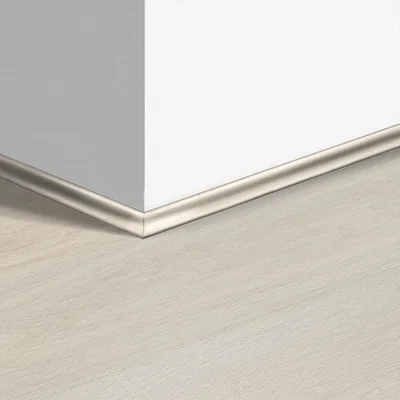Плинтус Скоция Quick Step Vinyl QSVSCOT 40079 17x17х2400мм