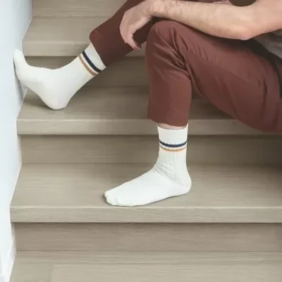 Жесткая ПВХ плитка QUICK-STEP ALPHA VINYL BLOS AVSPU40280 Дуб чиа (1251х189х4+1мм) — Упаковка (2.128м2)
