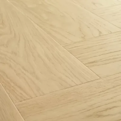 Жесткая ПВХ плитка QUICK-STEP ALPHA VINYL CIRO, ёлка, Дуб чистый румяный AVHBU40359 (630х126х5+1мм) — Упаковка (0.794м2)