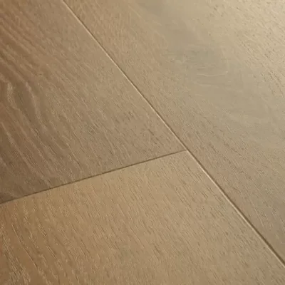 Жесткая ПВХ плитка QUICK-STEP ALPHA VINYL BLOOM AVMPU40317 Дуб элегантный дымчатый (1494х209х5+1мм) — Упаковка (1.873м2)