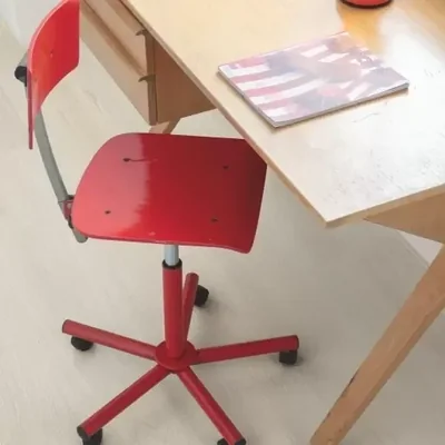 Жесткая ПВХ плитка QUICK-STEP ALPHA VINYL BLOOM AVMPU40079 Дуб морской светлый (1494х209х5+1мм) — для гостиной, для кухни, для коридора, для бани, для бассейна, для общественных помещений, для хаммама