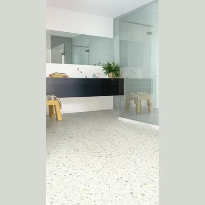 Плитка ПВХ Quick Step Vinyl Flex BLUSH Терраццо многоцветный SGTC20307 (609,6x609,6x2,5 мм)