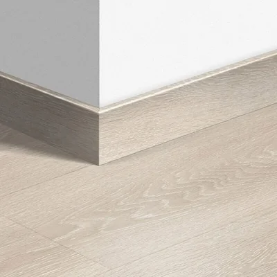 Плинтус Quick Step QSPSKR03554