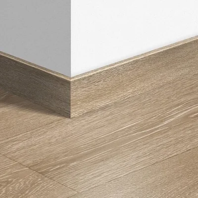 Плинтус Quick Step QSPSKR03555