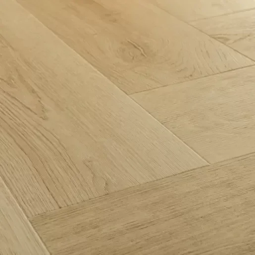 Жесткая ПВХ плитка QUICK-STEP ALPHA VINYL CIRO, ёлка, Эко беж AVHBU40362 (630х126х5+1мм)